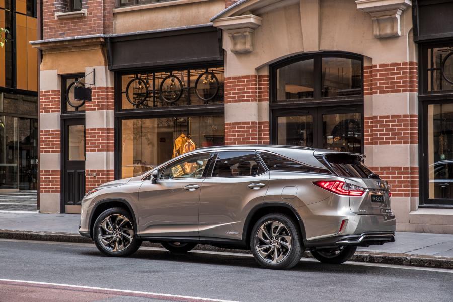  Lexus RX450hL 2018 года  (AU) (фото 4 из 22)